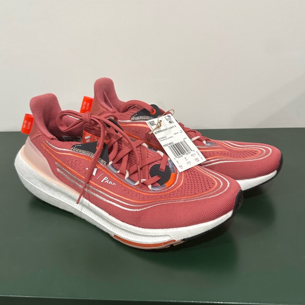 adidas Parley x UltraBoost Light 'Wonder Red' Size 9 1/2